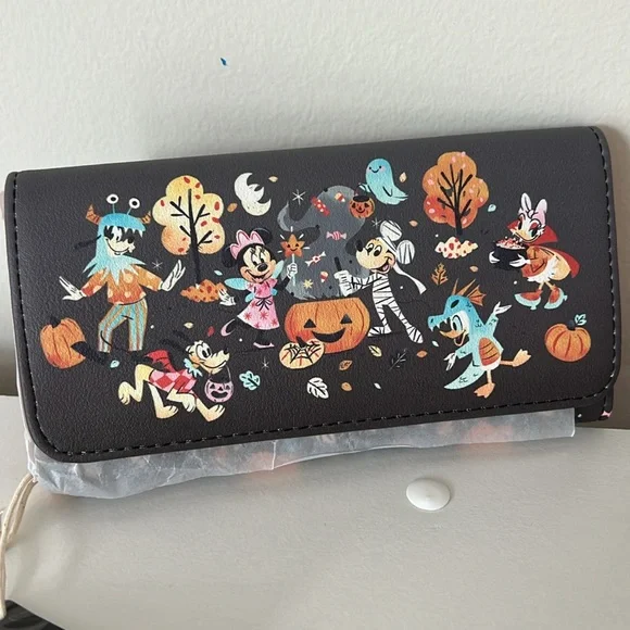 NWT Loungefly Disney Halloween Costumes Mini Backpack and wallet set - Picture 13 of 14